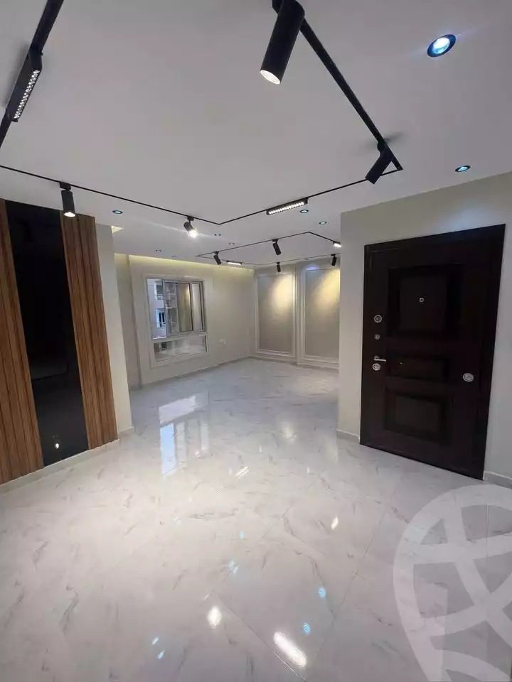 https://aqarmap.com.eg/ar/listing/5872986-for-sale-cairo-mokattam-el-hadabah-el-wosta-rd-lmbhth