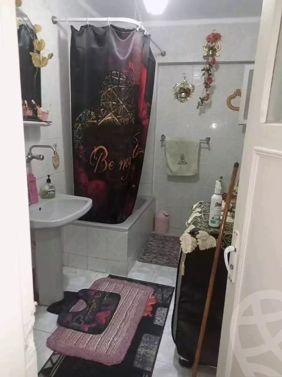 https://aqarmap.com.eg/en/listing/5872977-for-sale-alexandria-l-jmy-el-hanouvel-el-zahraa-city-st