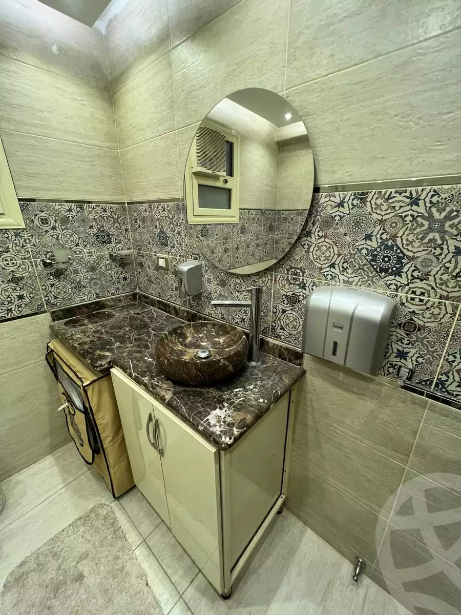 https://aqarmap.com.eg/en/listing/5873160-for-sale-cairo-helwan-hadayek-helwan-el-eshrein-st