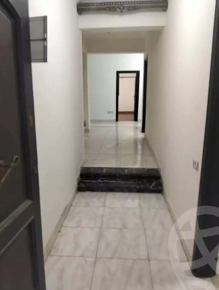 https://aqarmap.com.eg/ar/listing/5873628-for-rent-cairo-mokattam-lhdb-l-ly-shareaa-9