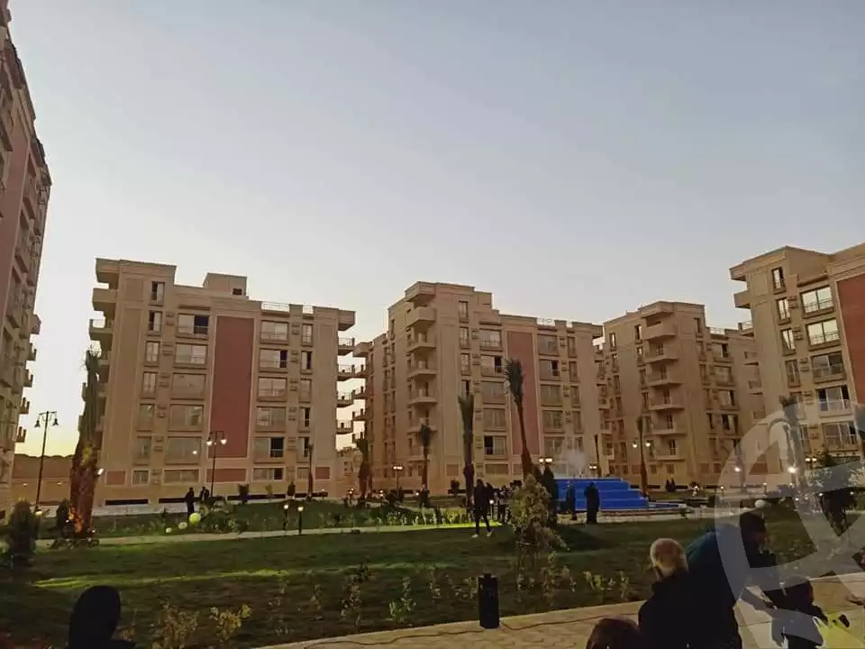 https://aqarmap.com.eg/en/listing/5874480-for-sale-cairo-new-cairo-compounds-zohour-life-compound-2