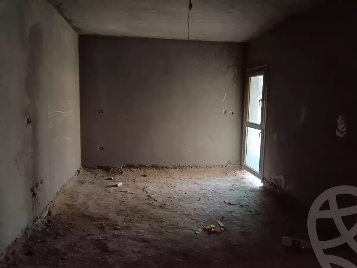 https://aqarmap.com.eg/en/listing/5874774-for-sale-cairo-new-cairo-compounds-garden-heights-compound
