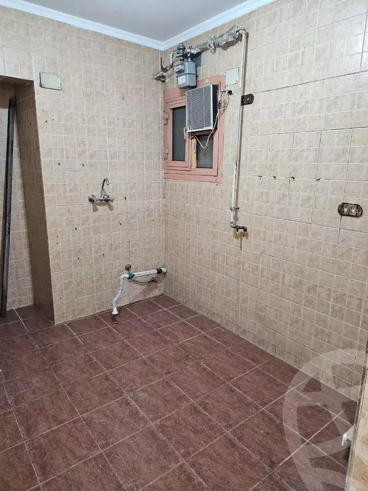 https://aqarmap.com.eg/ar/listing/5874846-for-rent-cairo-mokattam-lhdb-l-ly-shareaa-9