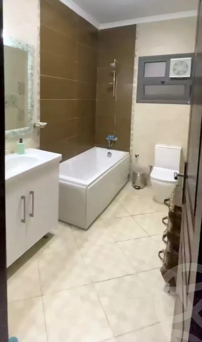 https://aqarmap.com.eg/en/listing/5875026-for-sale-cairo-new-cairo-compounds-el-deyar-mokhabarat