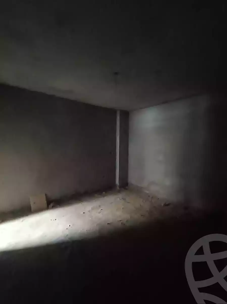 https://aqarmap.com.eg/en/listing/5875234-for-sale-cairo-new-cairo-compounds-garden-heights-compound