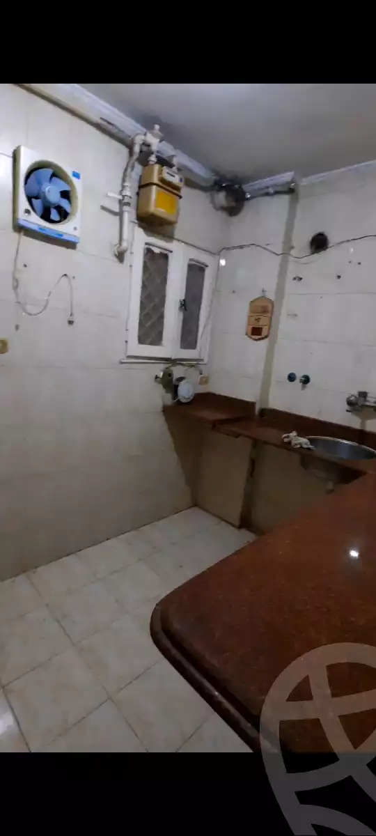 https://aqarmap.com.eg/ar/listing/5875558-for-sale-alexandria-sydy-bshr-sydy-bshr-bhry-gamal-abd-el-nasir-st