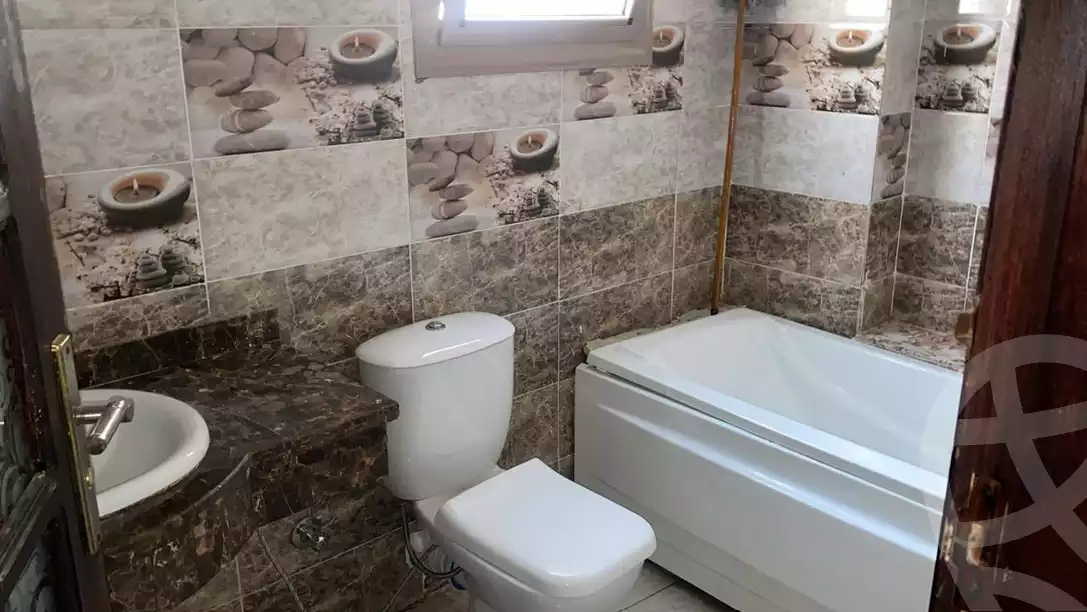 https://aqarmap.com.eg/ar/listing/5876085-for-rent-cairo-ain-shams-jsr-lswys