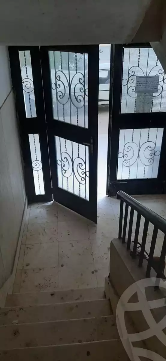 https://aqarmap.com.eg/en/listing/5860217-for-sale-cairo-helwan-mnshy-yn-hlwn-rael-st