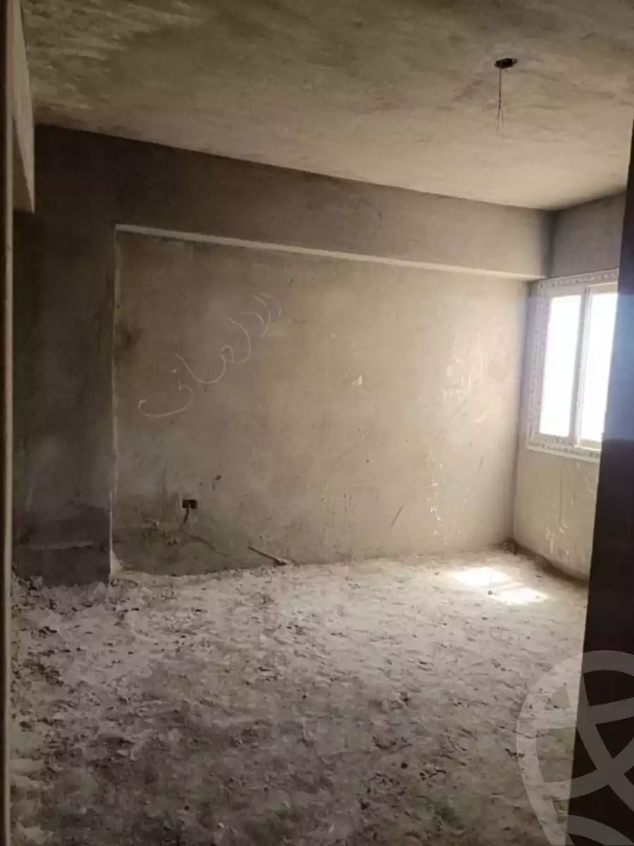 https://aqarmap.com.eg/en/listing/5877611-for-sale-cairo-new-cairo-compounds-loaloat-new-cairo