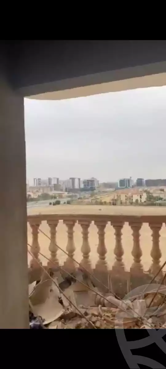 https://aqarmap.com.eg/en/listing/5877827-for-sale-cairo-new-cairo-compounds-el-mostashareen-compound