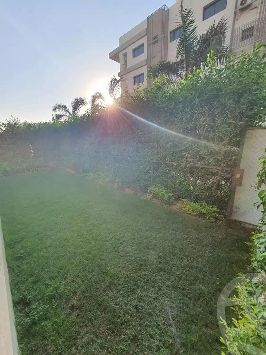 https://aqarmap.com.eg/en/listing/5878251-for-sale-cairo-new-cairo-compounds-fifth-square