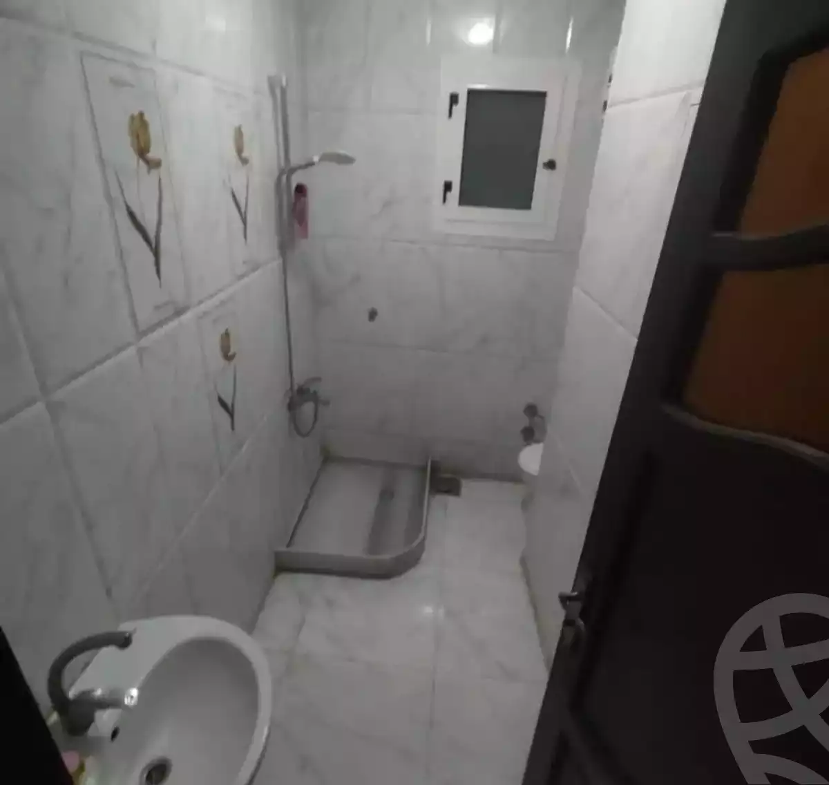 https://aqarmap.com.eg/en/listing/5878796-for-rent-alexandria-shds