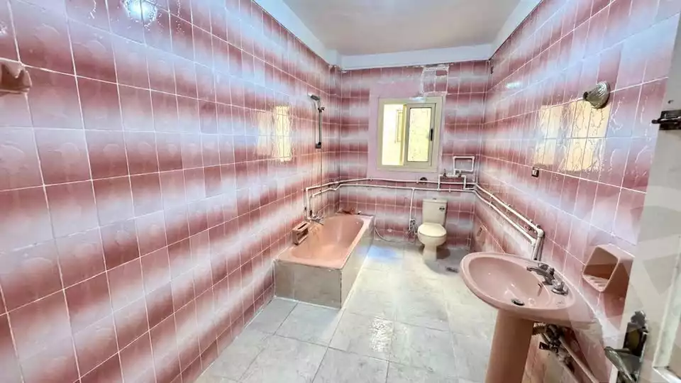 https://aqarmap.com.eg/en/listing/5879681-for-rent-alexandria-zezenia