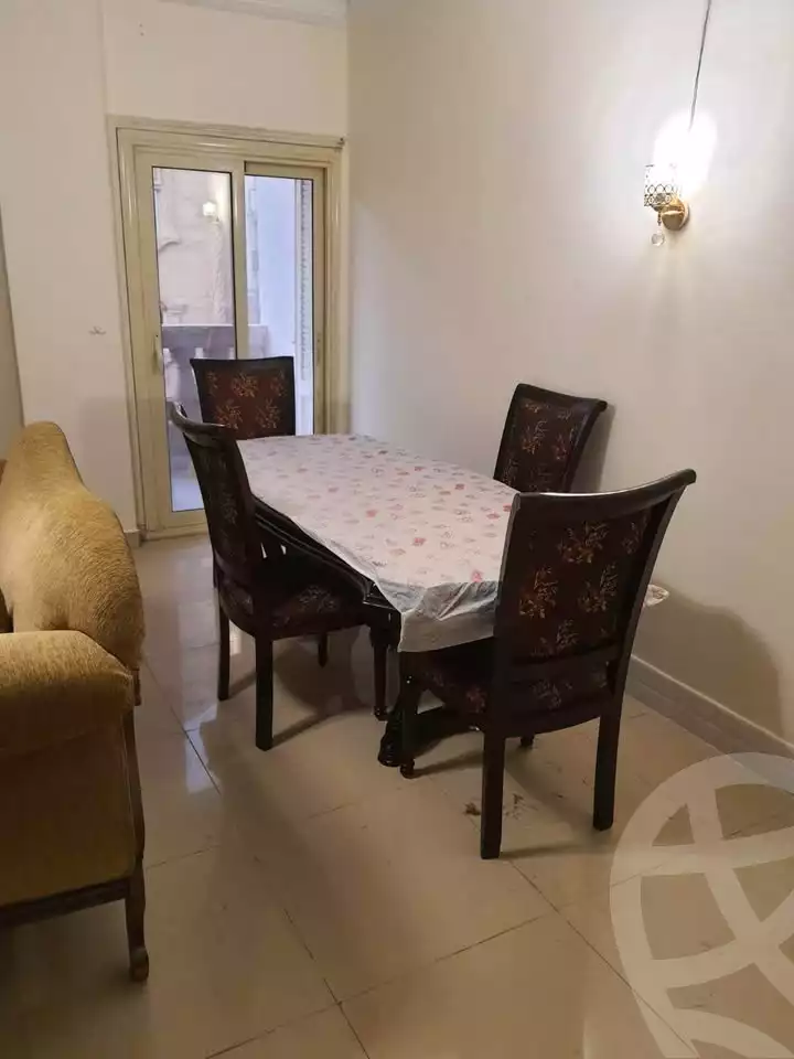 https://aqarmap.com.eg/ar/listing/5880638-for-rent-cairo-mokattam-el-hadabah-el-wosta-el-mantaqa-el-khamsa