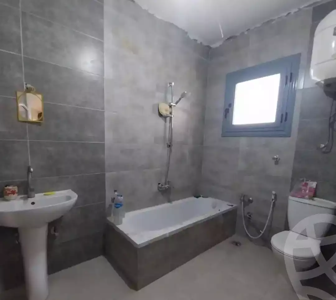 https://aqarmap.com.eg/ar/listing/5881289-for-rent-alexandria-ganaklis