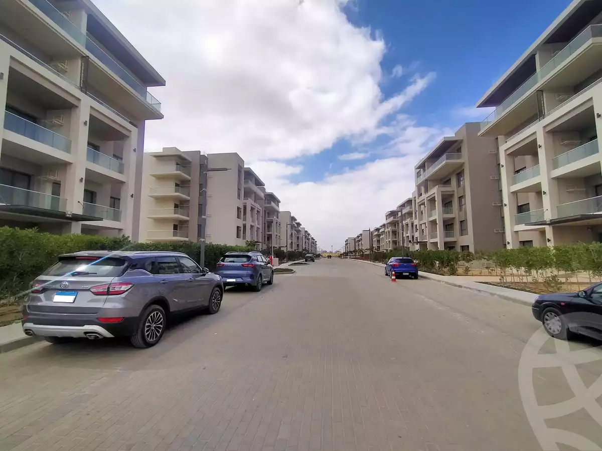 https://aqarmap.com.eg/en/listing/5881818-for-sale-cairo-new-cairo-compounds-the-address-east