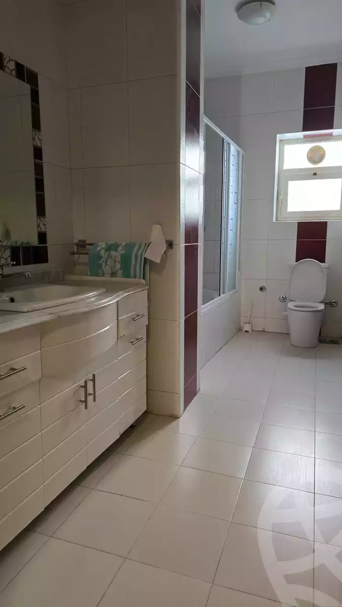 https://aqarmap.com.eg/en/listing/5882861-for-sale-cairo-new-cairo-first-settlement-mhwr-mstfy-kml