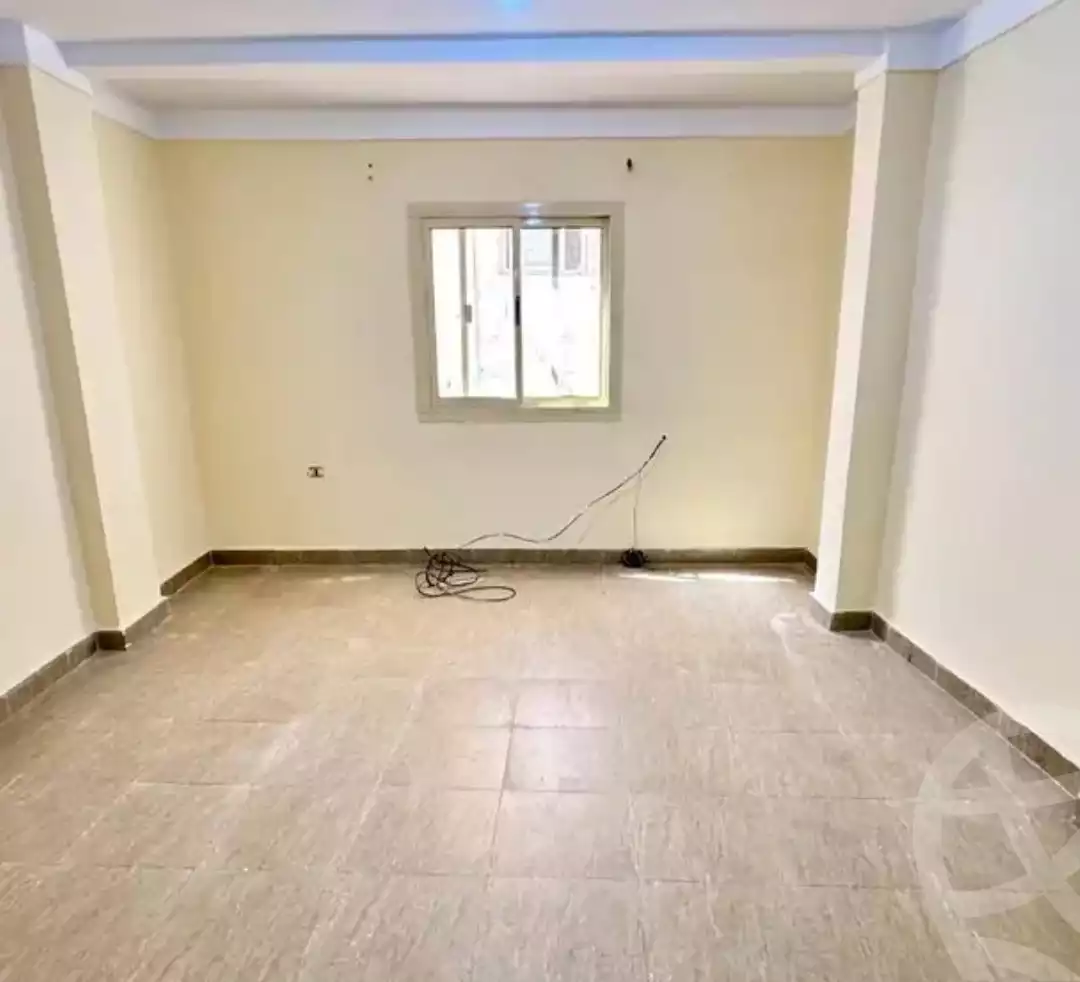 https://aqarmap.com.eg/ar/listing/5883934-for-rent-alexandria-zezenia