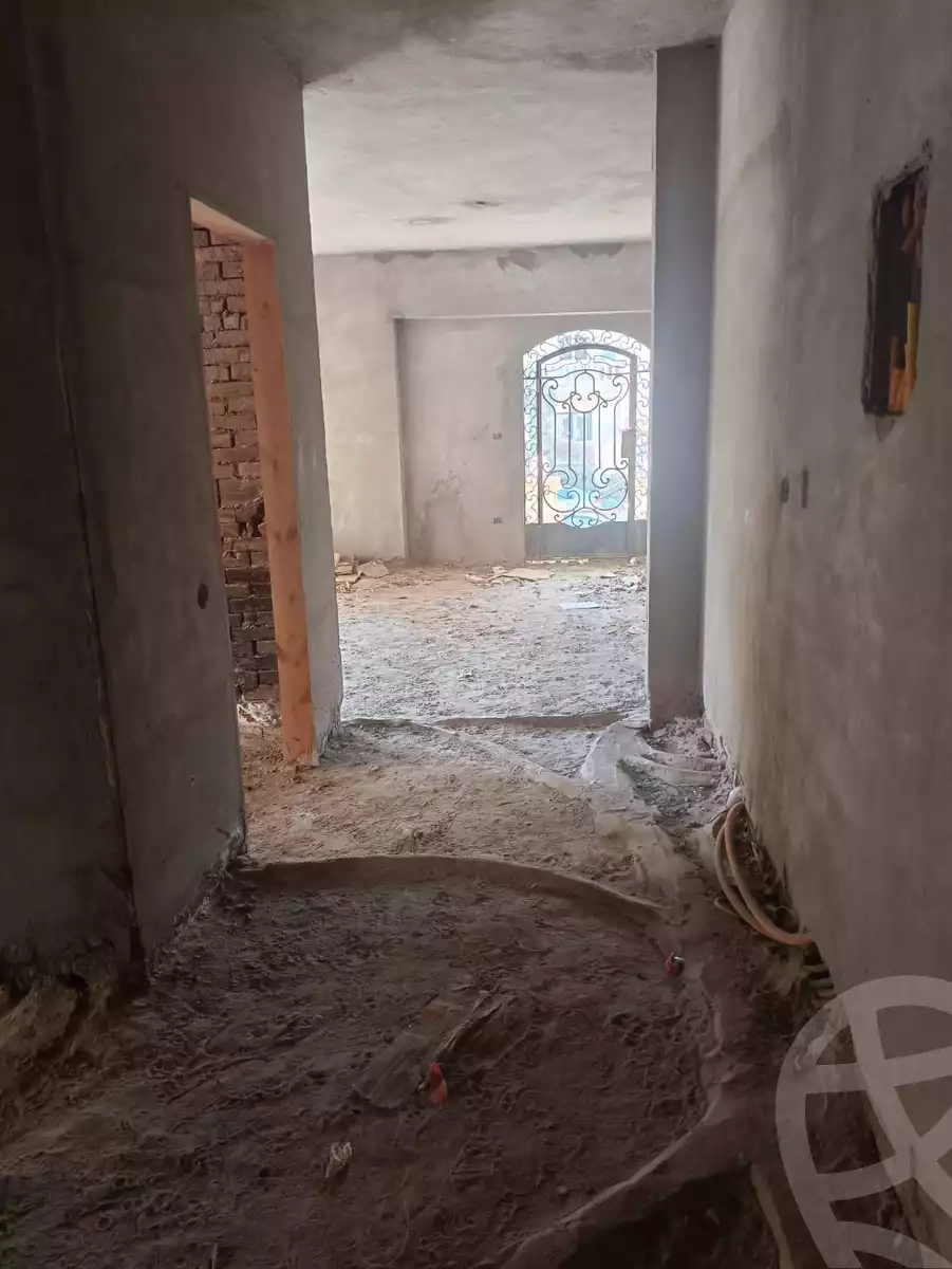 https://aqarmap.com.eg/en/listing/5885180-for-sale-cairo-el-sheikh-zayed-city-el-hay-elasher-street-100