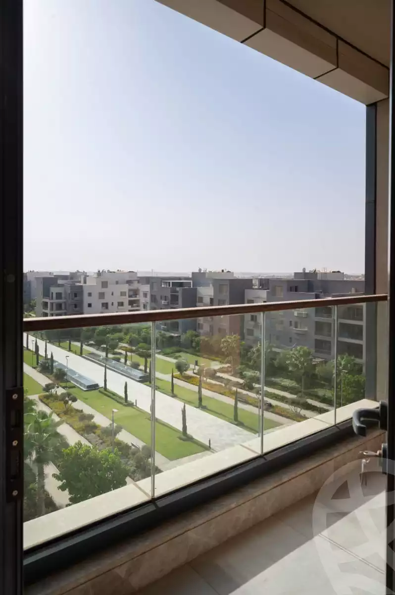 https://aqarmap.com.eg/en/listing/5885379-for-sale-cairo-6th-of-october-compounds-aeon
