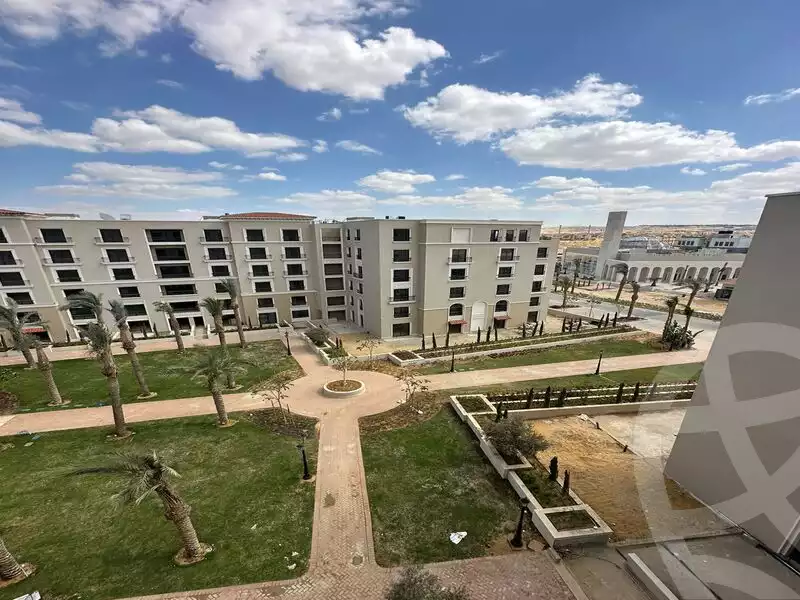 https://aqarmap.com.eg/en/listing/5885340-for-sale-cairo-el-sheikh-zayed-city-compounds-kmbwnd-fyldj-wyst-dr-llttwyr