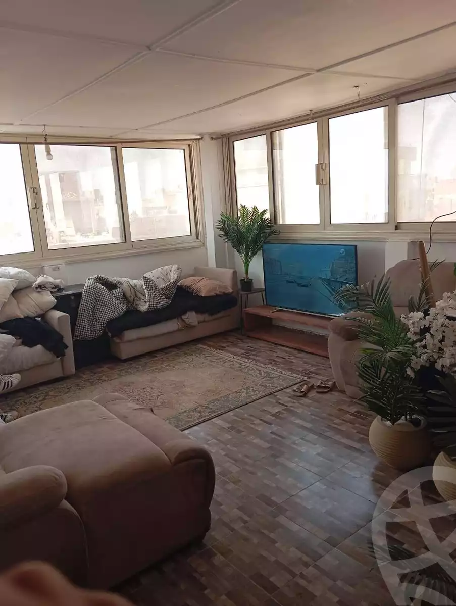 https://aqarmap.com.eg/ar/listing/5886692-for-sale-cairo-helwan-hadayek-helwan-el-khashab-canal