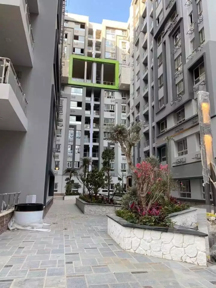 https://aqarmap.com.eg/en/listing/5887939-for-sale-cairo-mokattam-el-hadabah-el-wosta-compounds-next-point