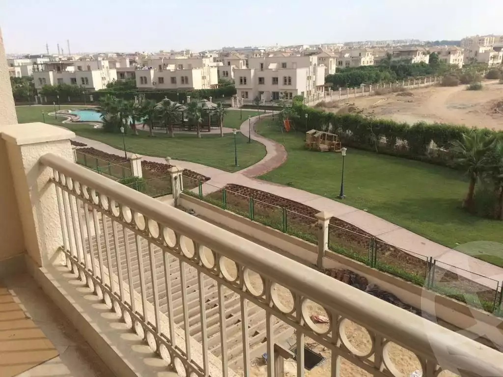 https://aqarmap.com.eg/en/listing/5888006-for-sale-cairo-el-sheikh-zayed-city-compounds-greens