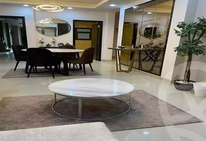 https://aqarmap.com.eg/ar/listing/5888288-for-sale-cairo-el-sheikh-zayed-city-compounds-kmbwnd-fyldj-wyst-dr-llttwyr