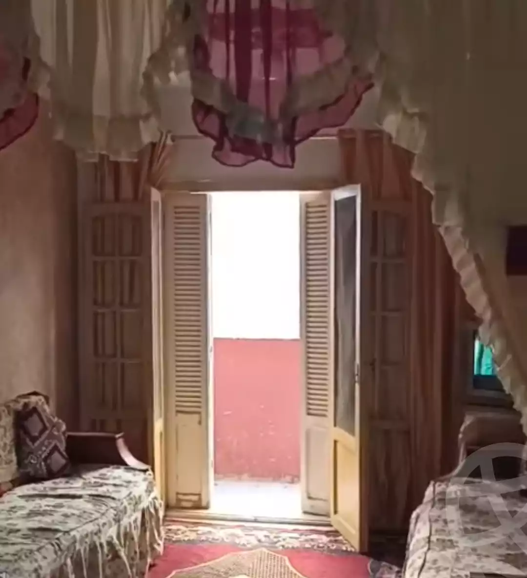 https://aqarmap.com.eg/en/listing/5888761-for-sale-alexandria-l-jmy-el-hanouvel-el-hag-radwan-mosque-st