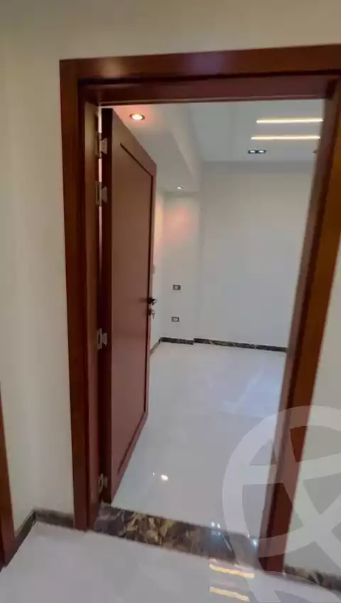https://aqarmap.com.eg/en/listing/5889900-for-sale-cairo-el-mohandesen-lebnan-square