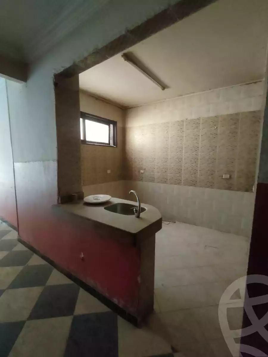 https://aqarmap.com.eg/ar/listing/5892232-for-sale-cairo-helwan-el-masaken-el-iqtsadeyah-ahmed-badawy-st
