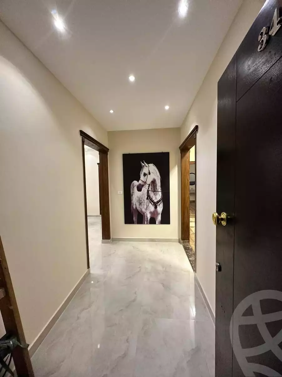 https://aqarmap.com.eg/en/listing/5892839-for-rent-cairo-el-sheikh-zayed-city-compounds-kmbwnd-wyst-twn-swdyk