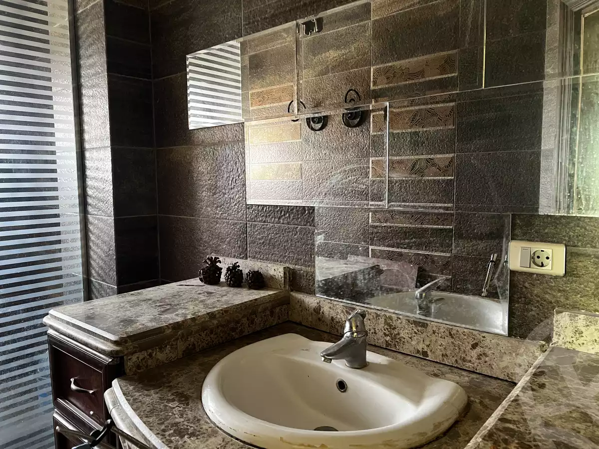 https://aqarmap.com.eg/en/listing/5892785-for-sale-cairo-hadayek-el-ahram-mntq