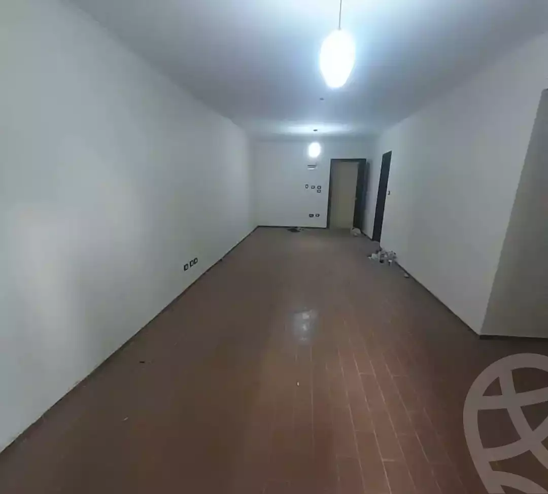 https://aqarmap.com.eg/en/listing/5893035-for-rent-alexandria-shds