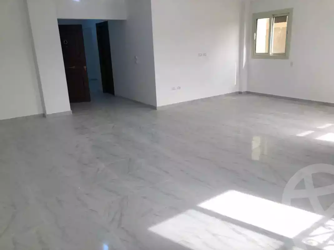 https://aqarmap.com.eg/en/listing/5893590-for-rent-cairo-mokattam-lhdb-l-ly