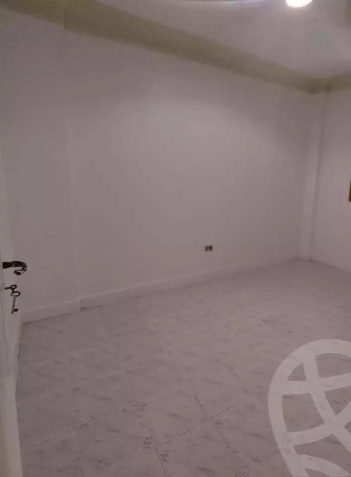 https://aqarmap.com.eg/en/listing/5895354-for-sale-alexandria-moharram-bey-tryq-qn-lswys