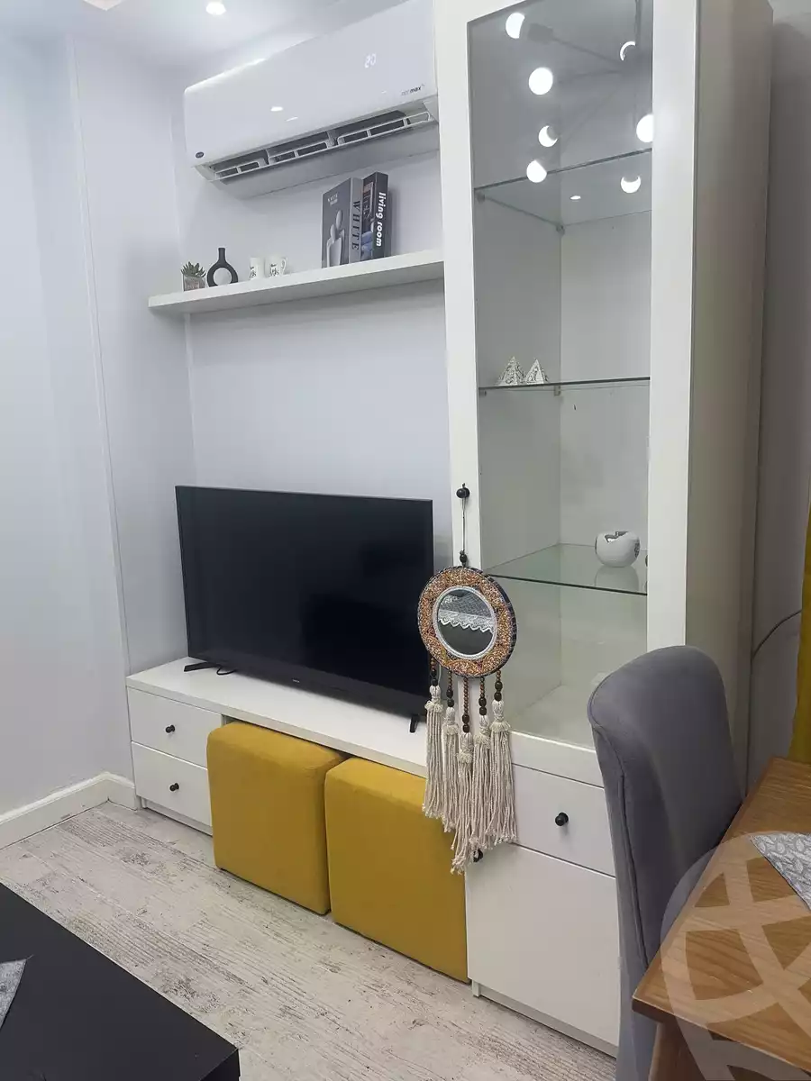 https://aqarmap.com.eg/en/listing/5895518-for-rent-cairo-mokattam-lhdb-l-ly-shareaa-9