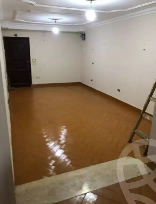 https://aqarmap.com.eg/ar/listing/5895854-for-sale-cairo-mokattam-lhdb-l-ly-el-naforah-square