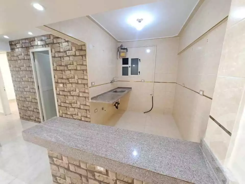 https://aqarmap.com.eg/ar/listing/5896036-for-sale-alexandria-sydy-bshr-sydy-bshr-qbly