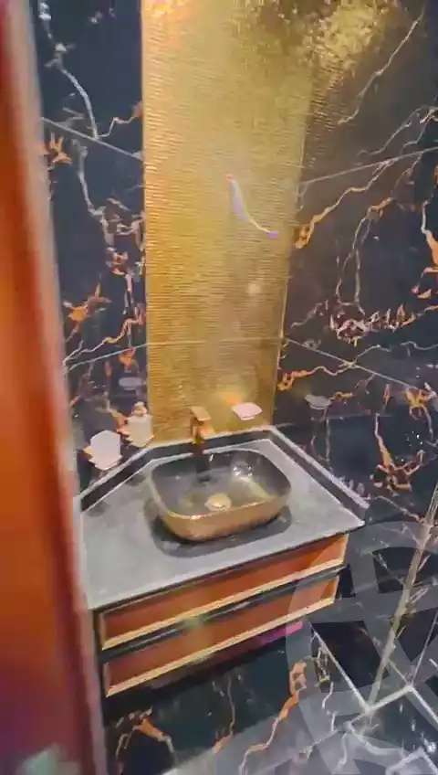 https://aqarmap.com.eg/en/listing/5896294-for-sale-cairo-el-mohandesen-lebnan-square