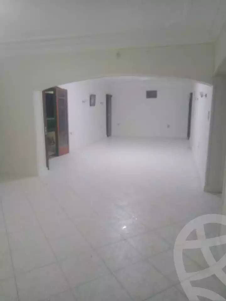https://aqarmap.com.eg/en/listing/5896304-for-rent-cairo-mokattam-lhdb-l-ly