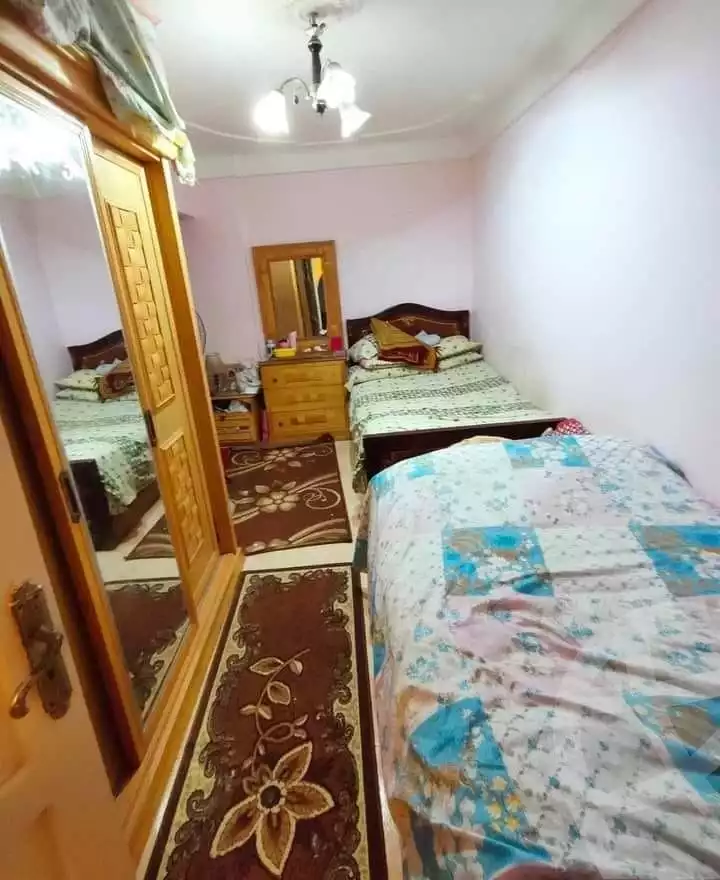 https://aqarmap.com.eg/en/listing/5896580-for-sale-alexandria-l-jmy-lbytsh-el-saleheen-mosque-st
