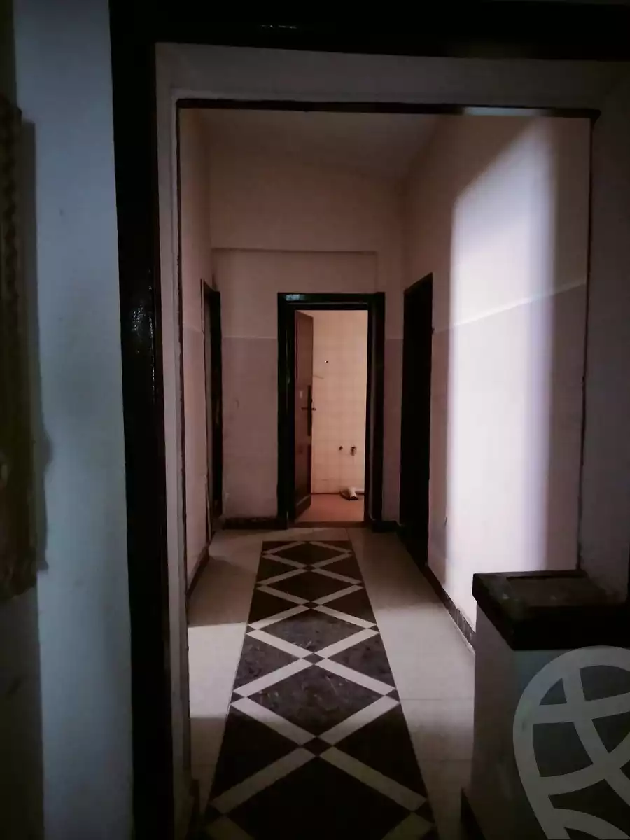 https://aqarmap.com.eg/ar/listing/5896586-for-rent-alexandria-l-jmy-el-hanouvel-al-asdakaa-st