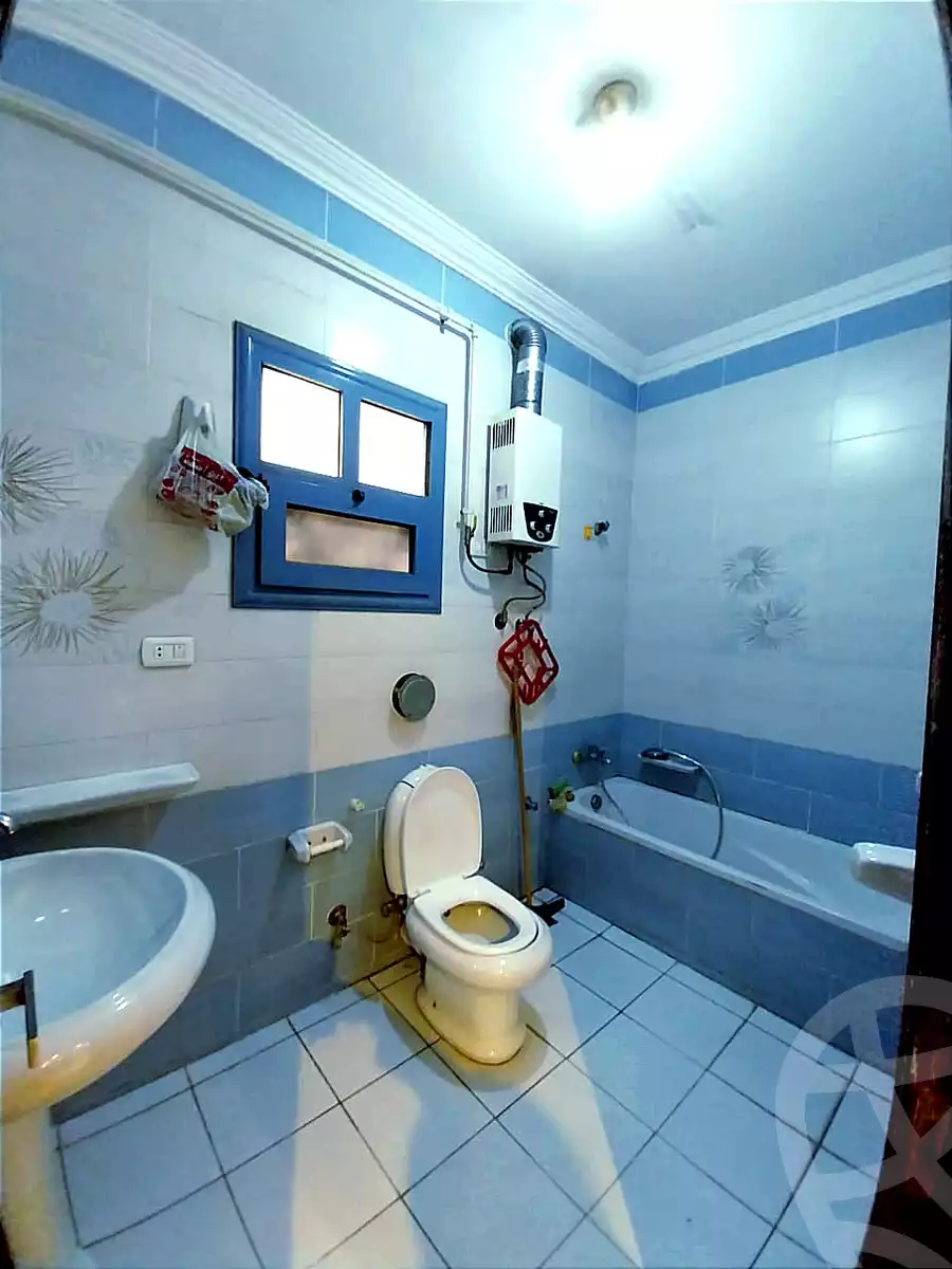 https://aqarmap.com.eg/ar/listing/5897240-for-sale-cairo-el-sheikh-zayed-city-el-hay-el-khames-lhy-lkhms