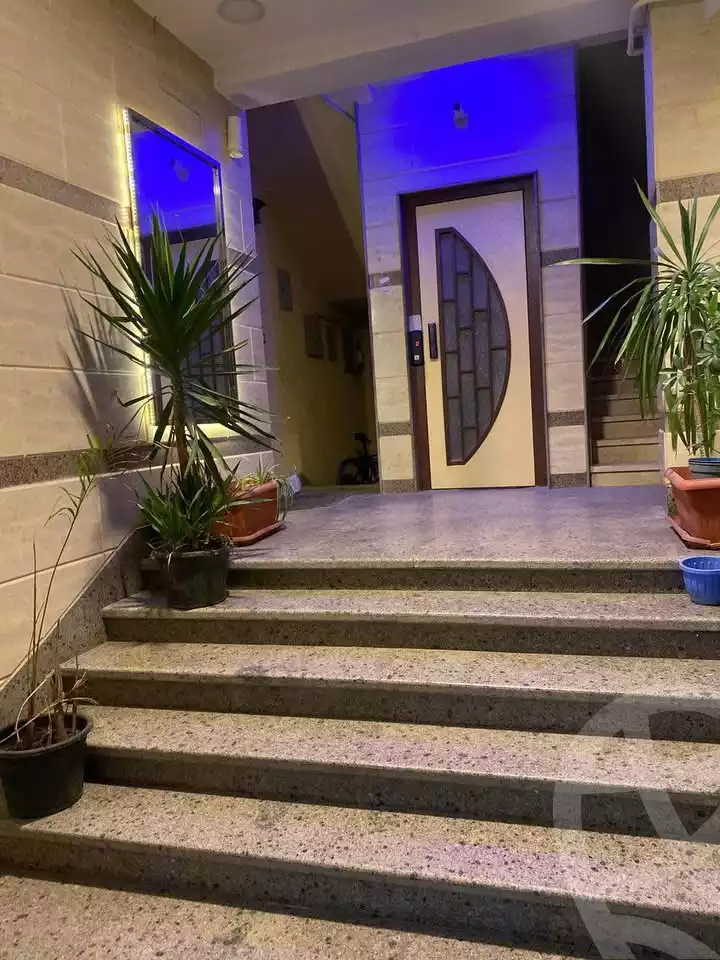 https://aqarmap.com.eg/en/listing/5898036-for-sale-cairo-mokattam-el-hadabah-el-wosta-el-mantaqa-el-khamsa
