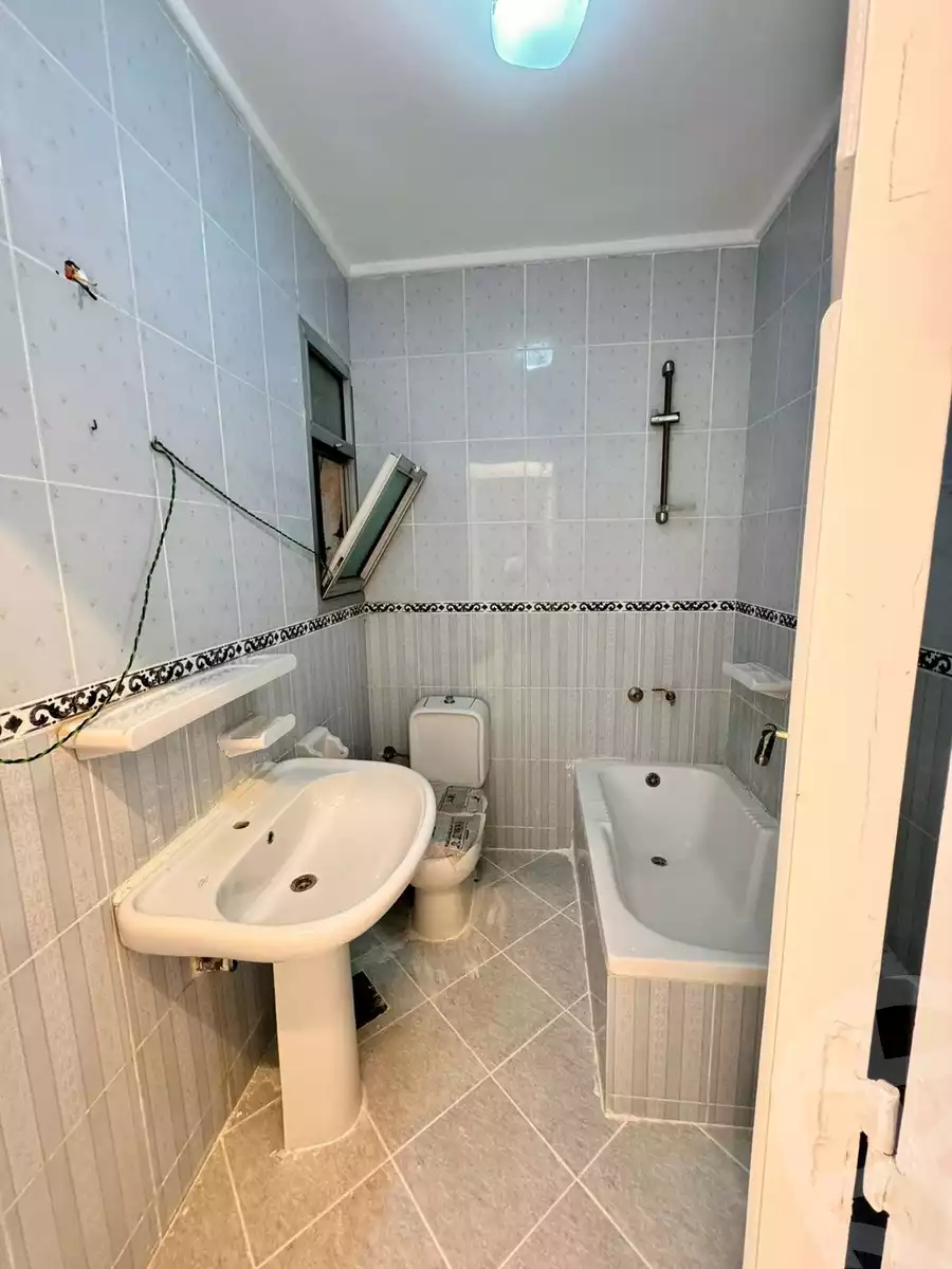 https://aqarmap.com.eg/en/listing/5900265-for-sale-alexandria-l-jmy-shataa-el-nakheel-street-63