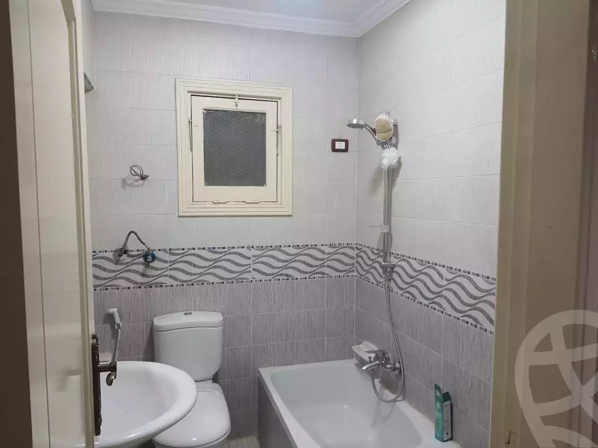 https://aqarmap.com.eg/en/listing/5900259-for-sale-cairo-6th-of-october-jml-bd-lnsr