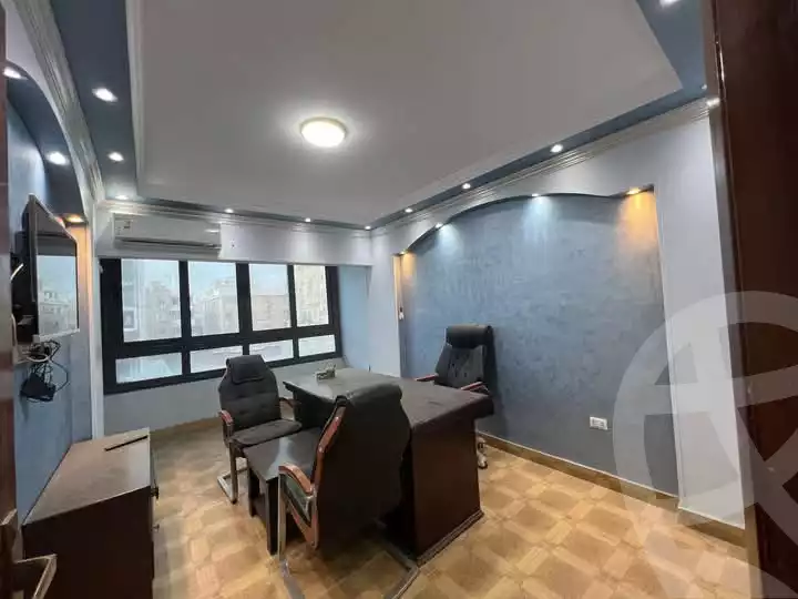 https://aqarmap.com.eg/ar/listing/5900534-for-rent-cairo-mokattam-lhdb-l-ly-shareaa-9