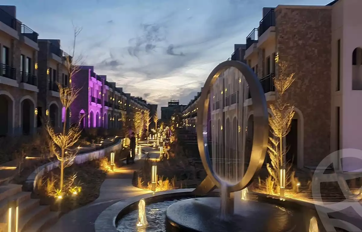 https://aqarmap.com.eg/en/listing/5901145-for-sale-cairo-new-cairo-compounds-mwntn-fyw-y-syty-the-marq-mountain-view-icity